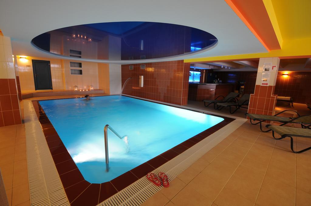 Wellness Resort Energetic Рожнов-под-Радгоштєм Екстер'єр фото